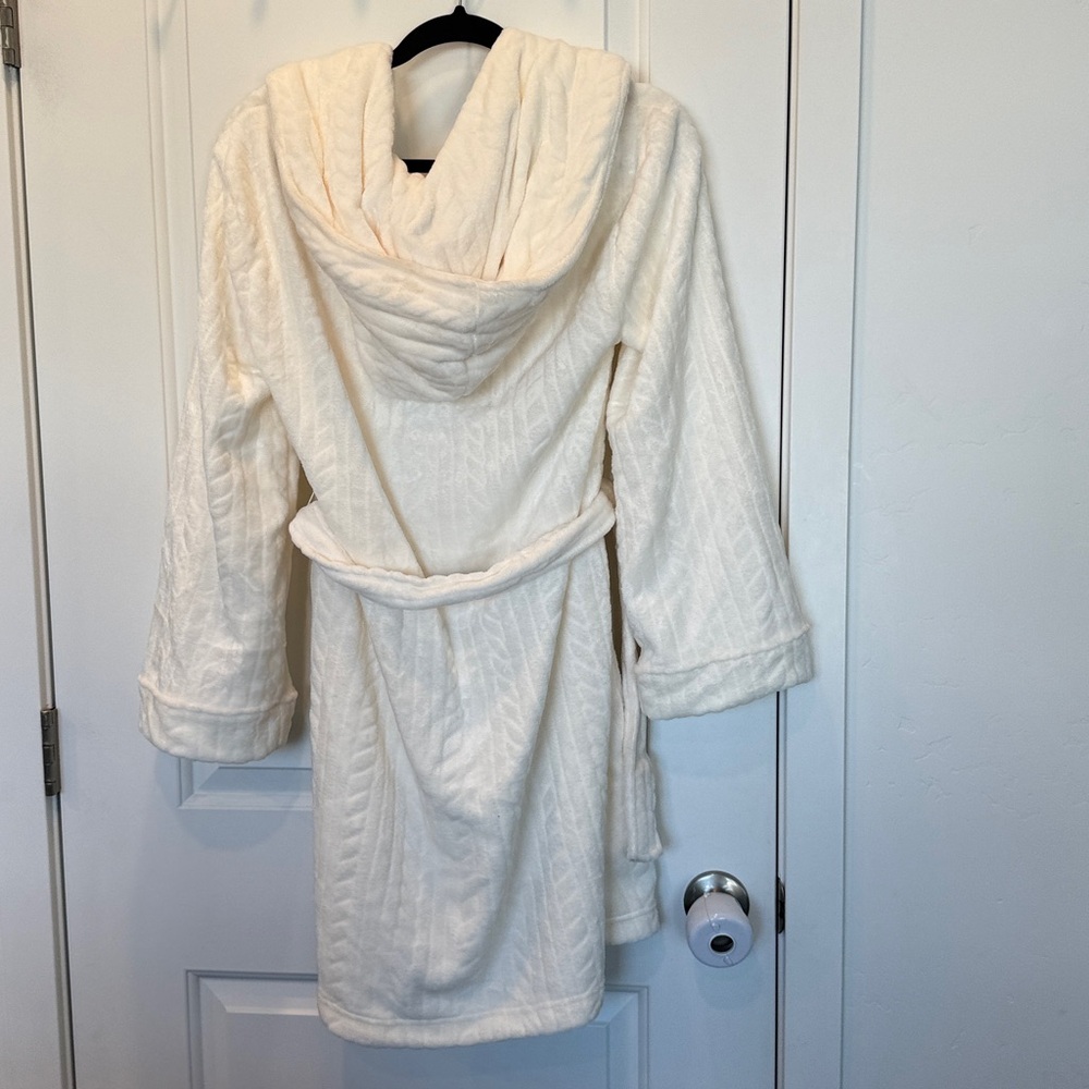 AERIE Women's Cable Fleece Robe Size M In Soft Muslin - Picture 5 of 7